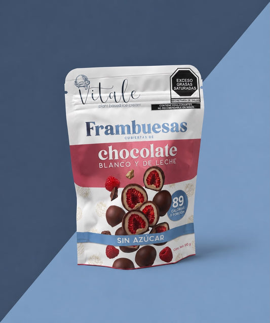 Frambuesas cubiertas de chocolate de leche y blanco sin azúcar